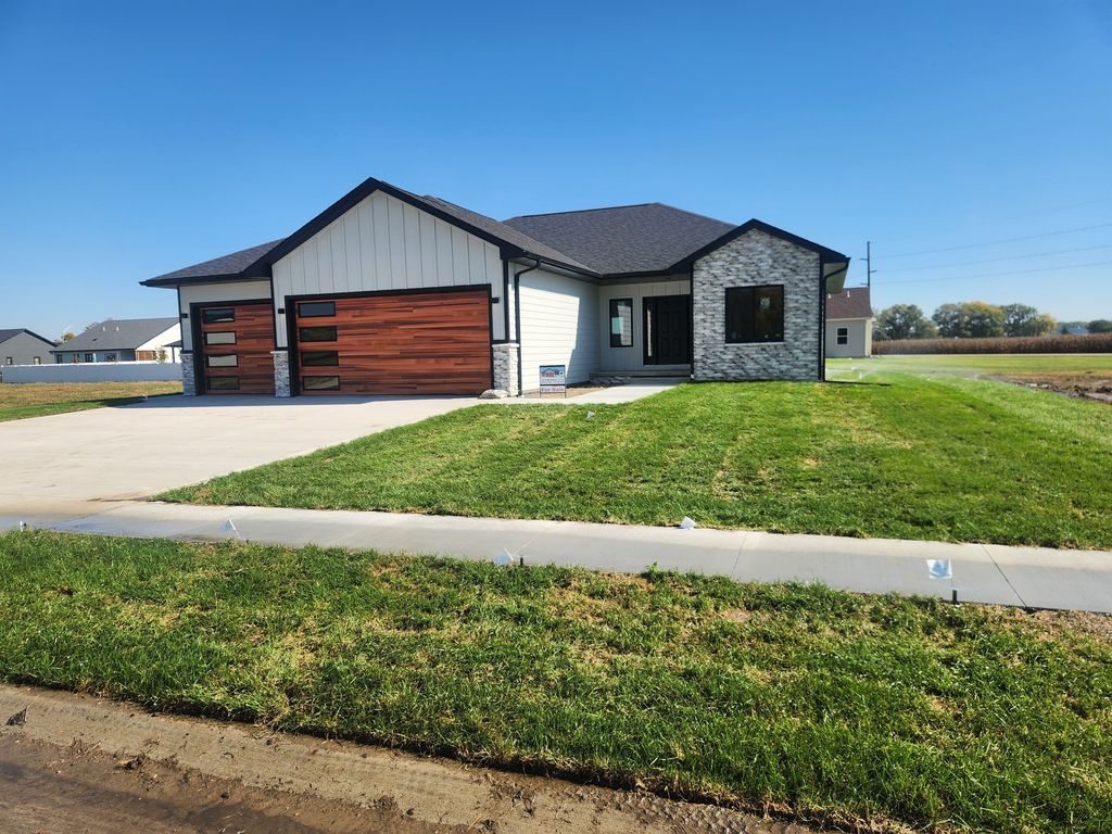 3330 Harvest Meadows Ln - Property Image