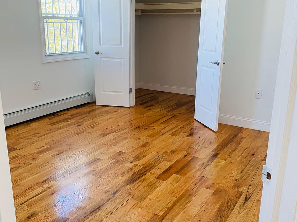1st image of 119-43 Sutphin Blvd