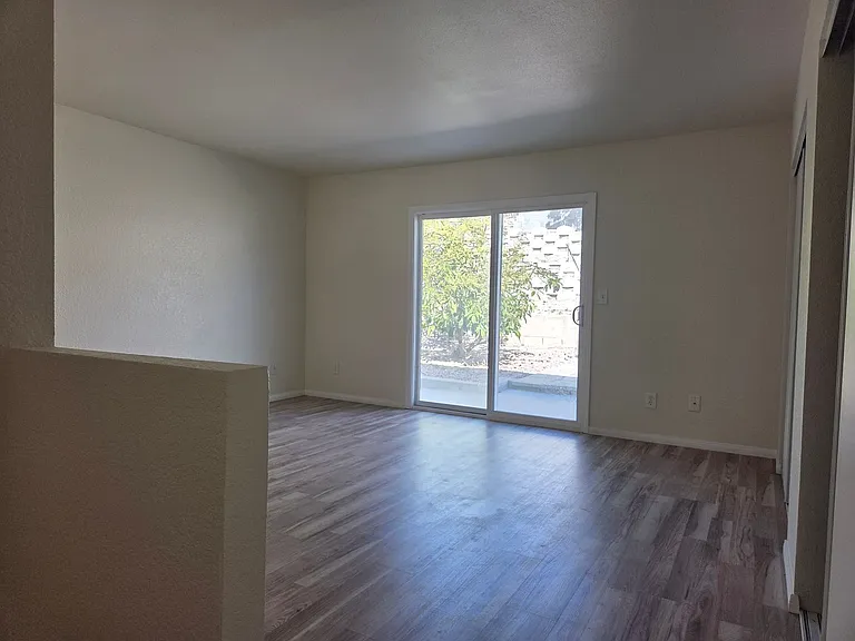 3249 Chase Ct — Photo 12