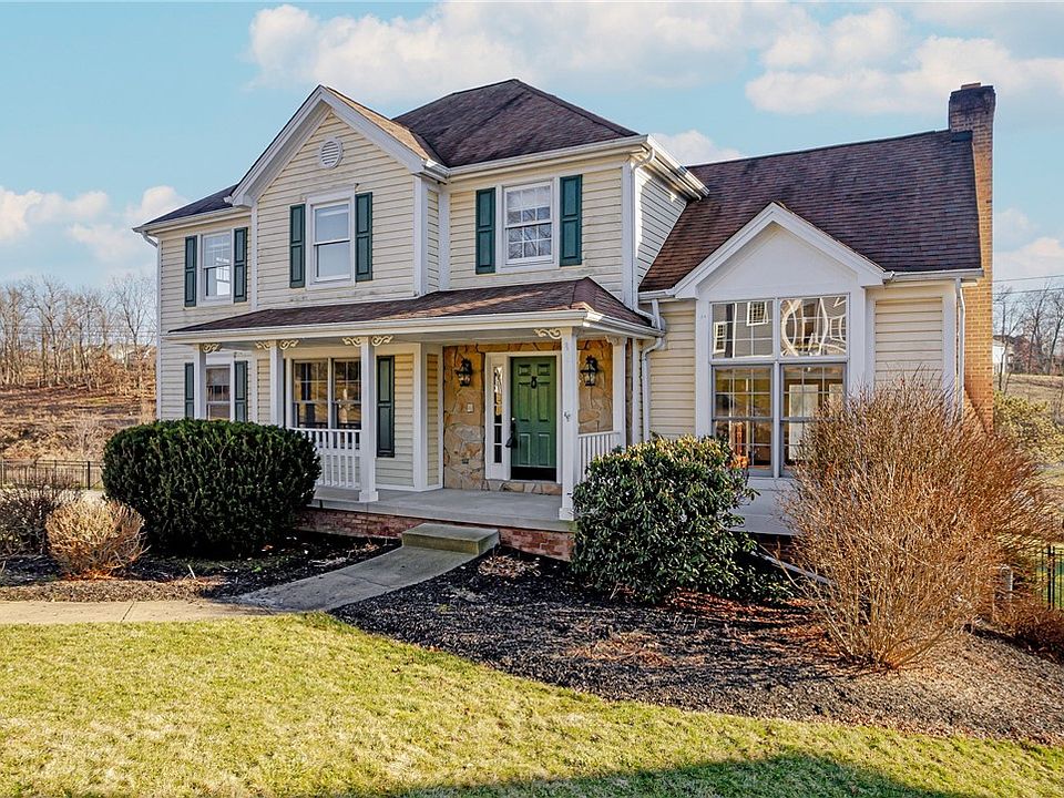 1st image of 218 Elmhurst Cir