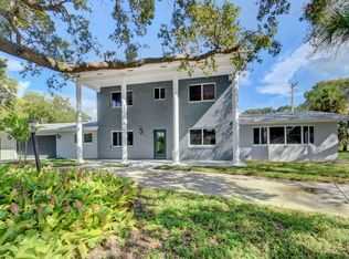 703 SW 25th Pl, Boynton Beach, FL 33435