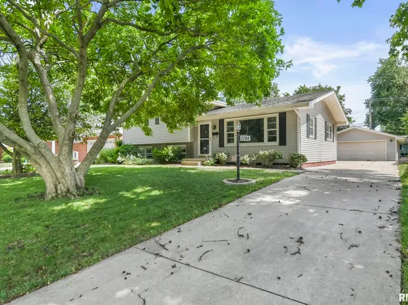 2204 Kaskaskia Dr, Springfield, IL 62702