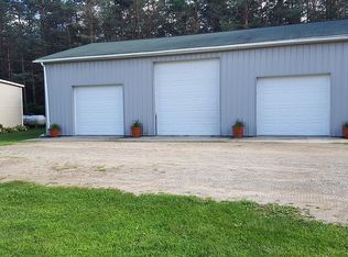 8789 W Dickerson Lake Rd, Greenville, MI 48838