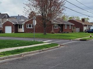 134 N 9th Ave, Manville, NJ 08835