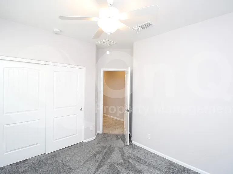 24750 W Huntington Dr — Photo 12