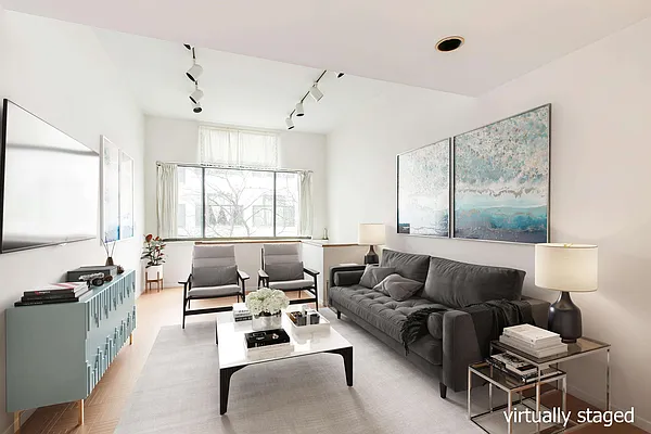 Sold by Compass | media 1