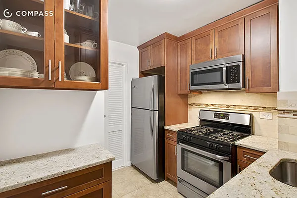 Sold by Compass | media 7