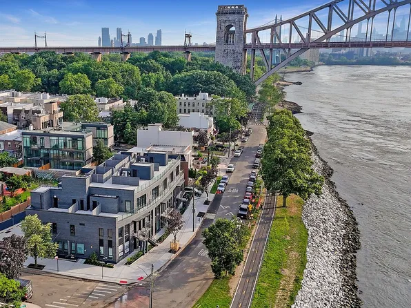 21-31 Shore Blvd #1C, Astoria, NY 11105