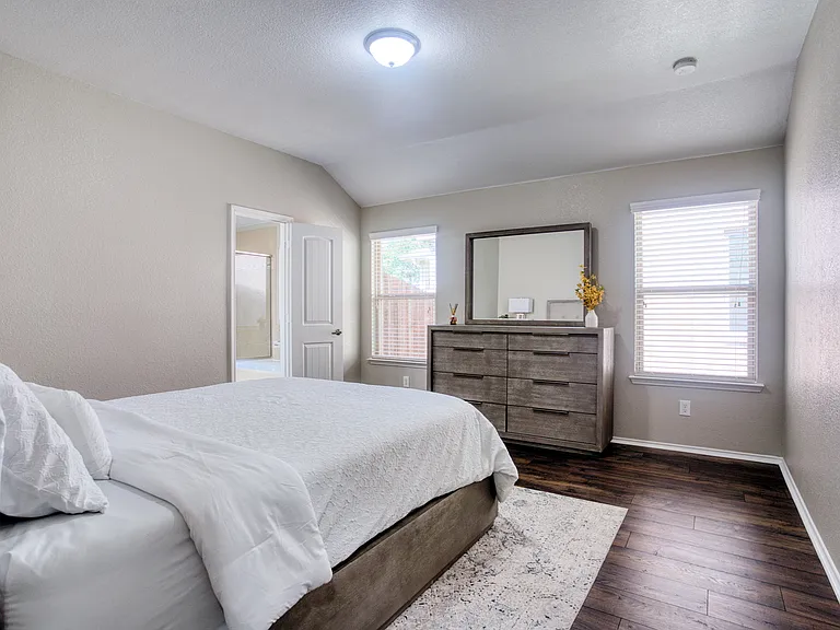 11720 Champion Creek Dr — Photo 13