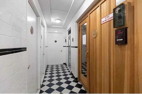 Rented by Compass | media 41