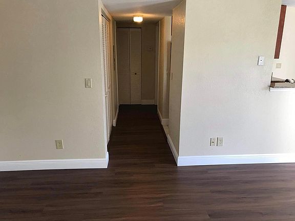 3rd image of 11574 Westwood Blvd #1423
