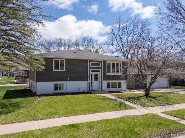 1640 9th Ave SE, Rochester, MN 55904