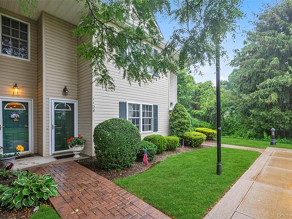 2nd image of 1125 Savoy Drive