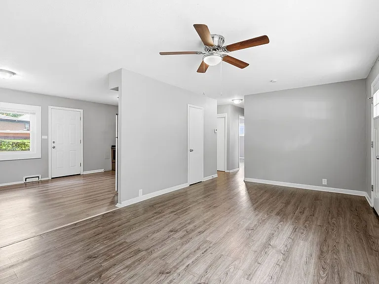 11407 Winchester Ave — Photo 22