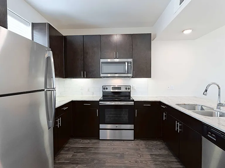The District At Cypress Waters - Parson's Green — Photo 792