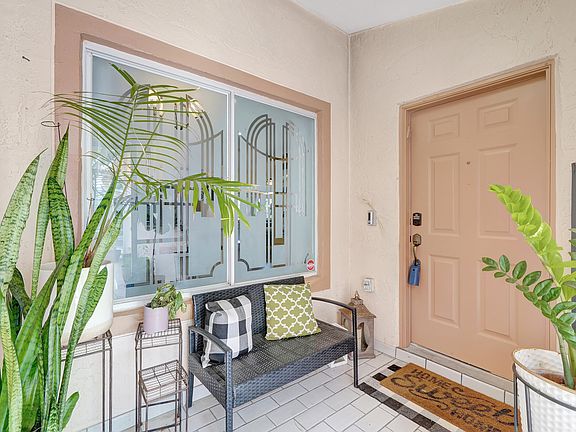 4th image of 111 Sunshine Boulevard #111