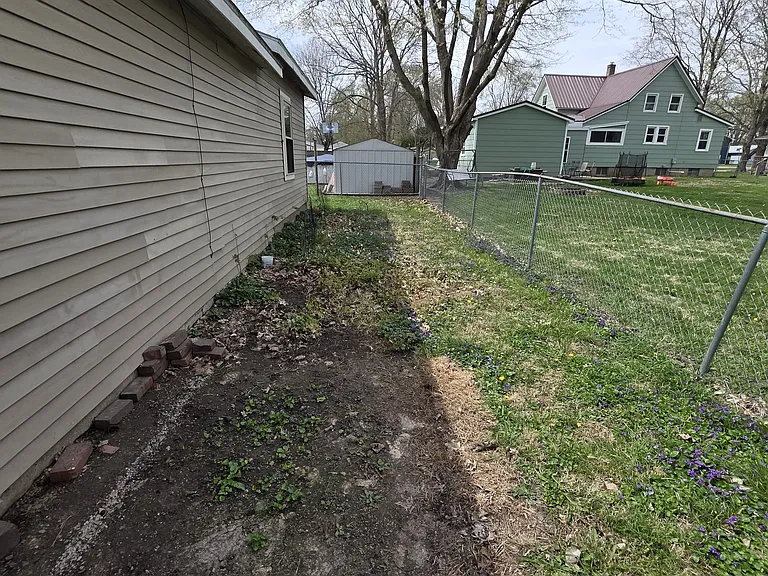 420 W State St — Photo 29