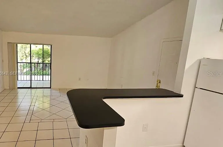 18308 Aintree Ct — Photo 2