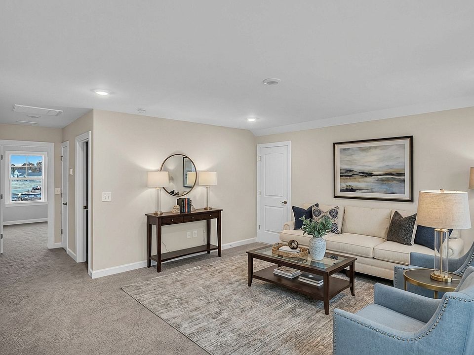 Loft - Virtually Staged