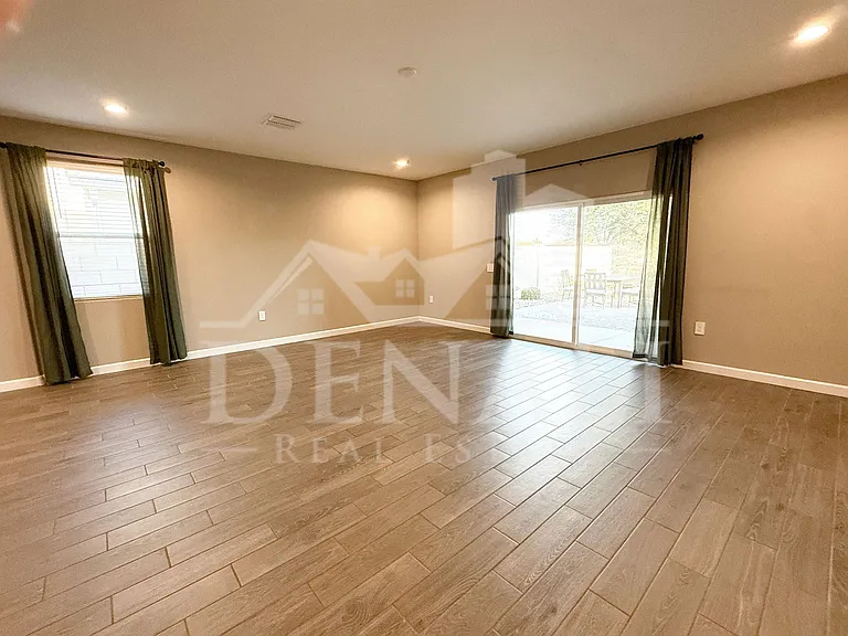 1053 E Horro Rd — Photo 6