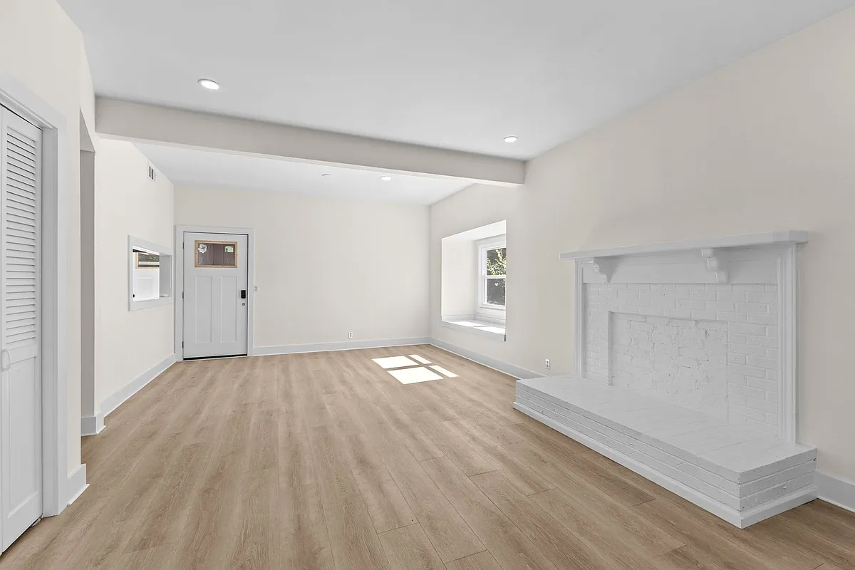 Building Photo - 218 Cross Timbers Dr