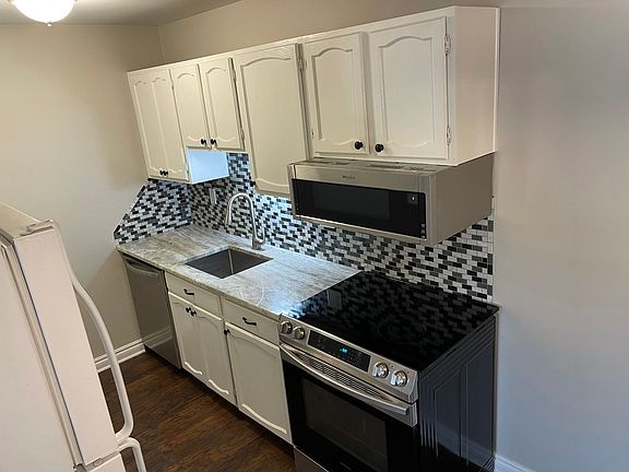 5th image of 801 Plate St