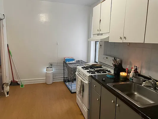 Rented by Highline Residential | media 7