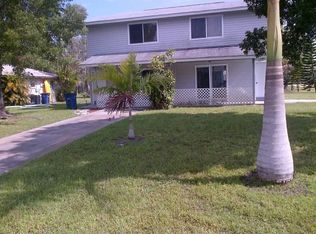 17304 Whitewater Ct, Fort Myers Beach, FL 33931