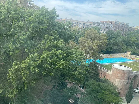 Rented by Douglas Elliman | media 14