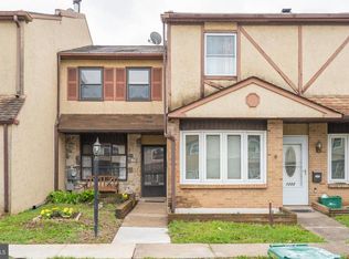 1220 Suzann Dr, Warrington, PA 18976