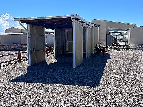 Single carport