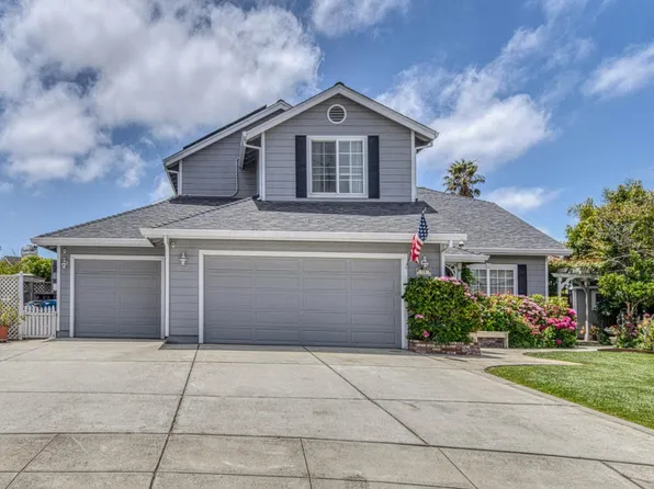 11 Newington Cir, Salinas, CA 93906