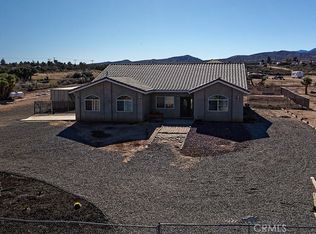 8855 Smith Rd, Phelan, CA 92371