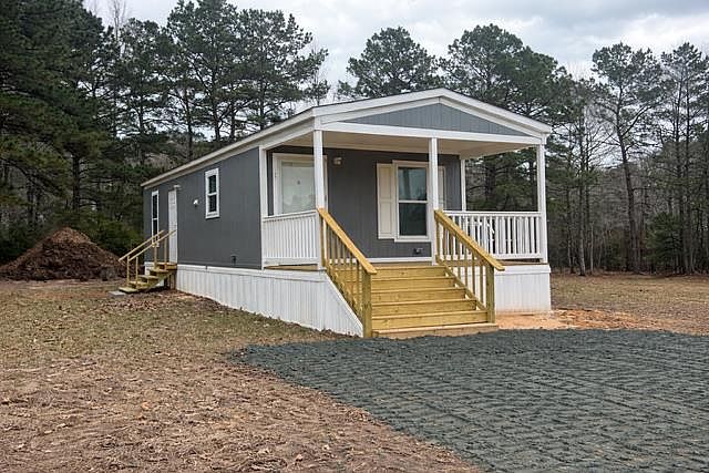 1st image of 900 Pleasure Bend Rd