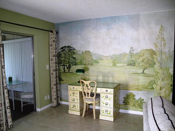 4th image of 1192 S Drive Cir APT C