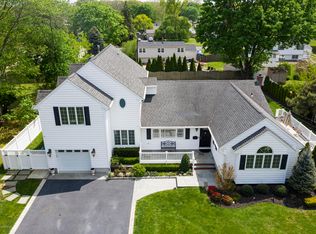141 Shelbern Dr, Lincroft, NJ 07738