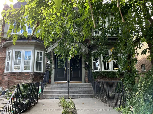 126 Braemar Ave, Toronto, ON M5P 2L4