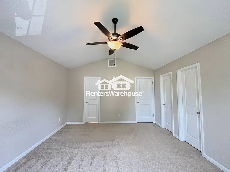 135 Cushing St — Photo 21
