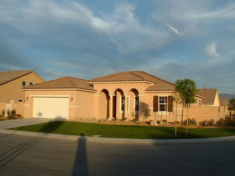 Front of home, corner lot