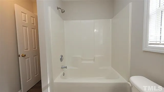 1056 Mailwood Dr — Photo 12