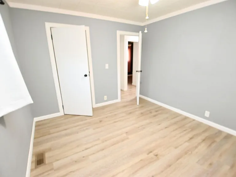 1330 Southlea Dr — Photo 10
