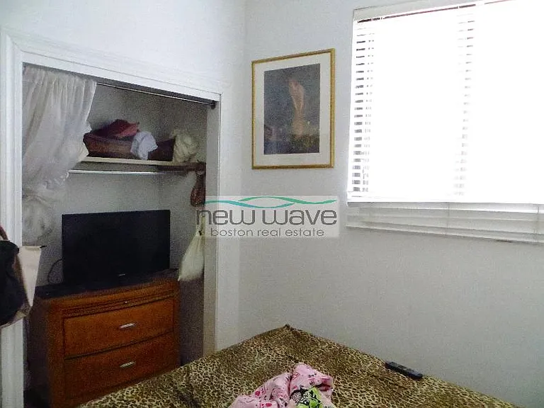 12 Columbus Sq #2 — Photo 23