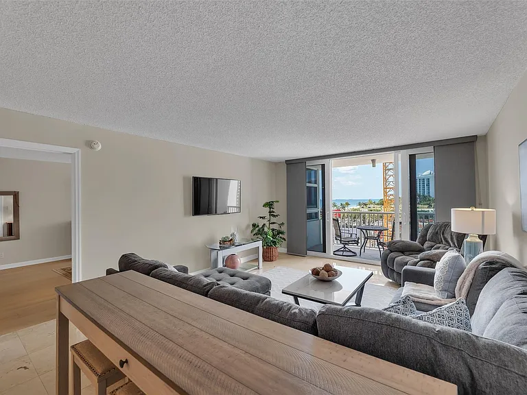 1370 S Ocean Blvd #503 — Photo 4