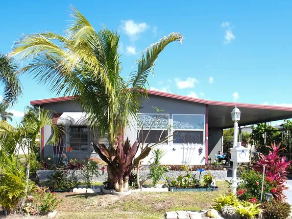 337 Ivywood Ln, Naples, FL 34112