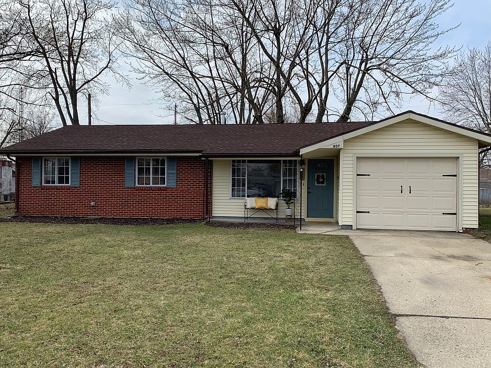 1st image of 807 Mackenzie Dr