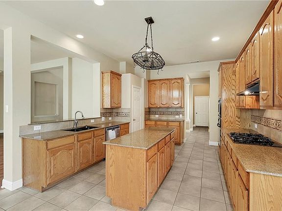 4th image of 3404 Tanyard Ct