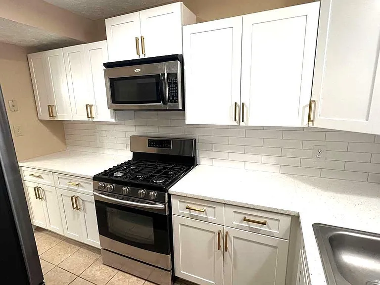 2378 Cove Rd — Photo 8