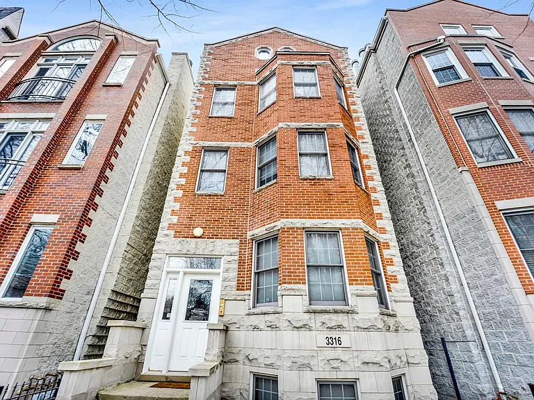 3316 N Damen Ave #3 — Photo 1