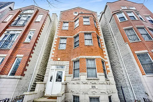 3316 N Damen Ave #3 Photo 1