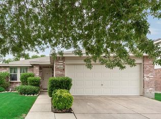 1301 Willow Tree Dr, McKinney, TX 75071